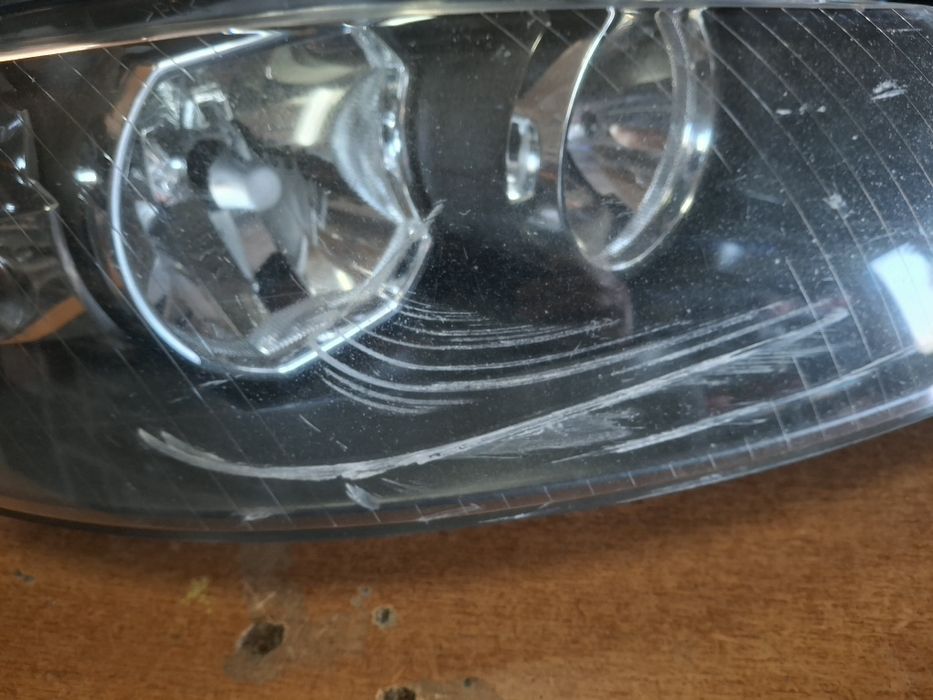 Far dreapta Audio A3 8p (discret)