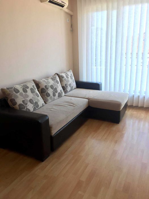 Дава се под наем Двустаен апартамент в Бургас, Сарафово - 70 кв.м за 255 € - Снимка #1