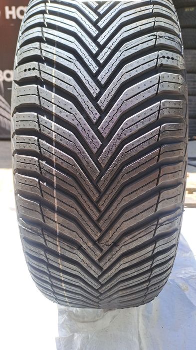 1бр. Нова Всесезонна 225/50/17 Michelin Cross Climate 2