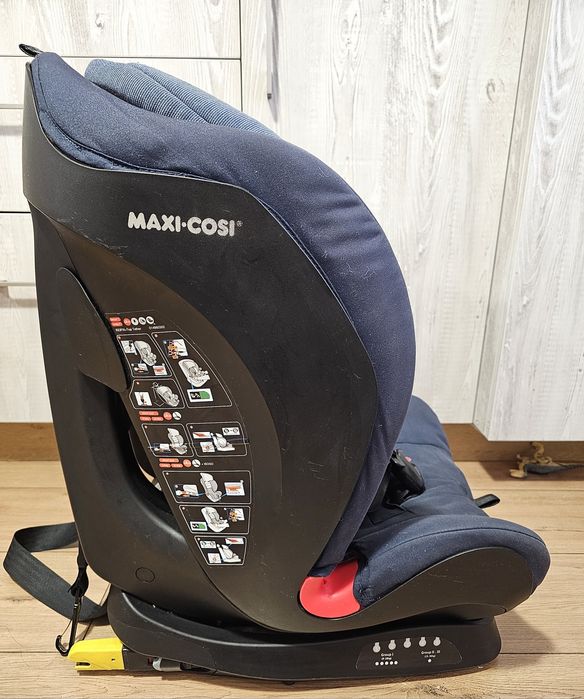 Столче за кола Maxi Cosi Titan 9-36