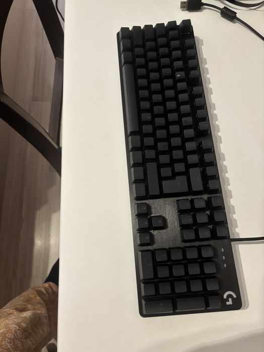 Геймърска клавиатура Logitech G413 SE