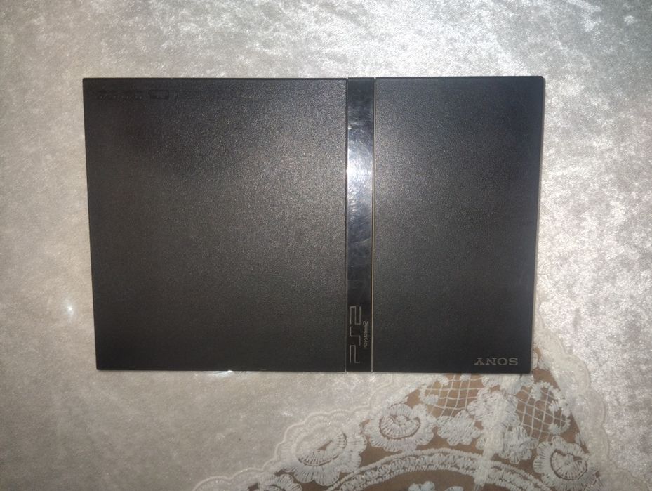 Playstation 2 slim Sotiladi