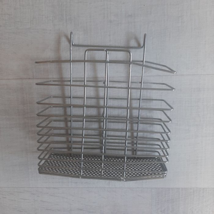 Куханная утварь,ложки половник,крышка от казана ,для торта лопаточки 8