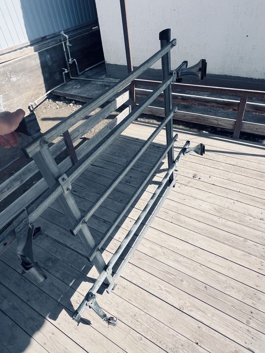 Багажник на крышу автомобиля.