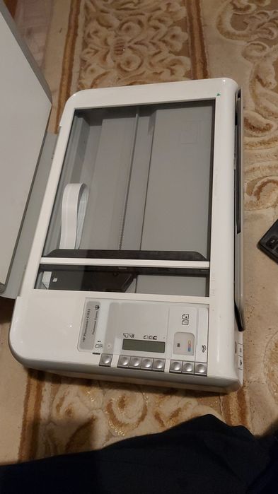 Продам принтер hp