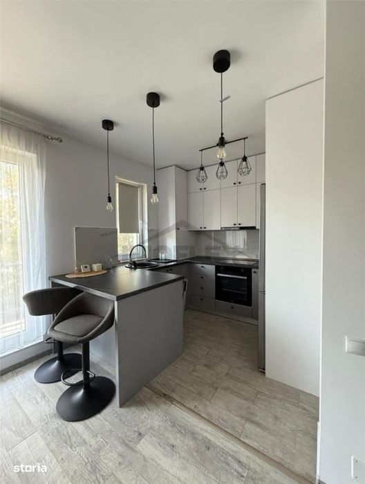 Apartament cu 1 camera, 42mp, parcare subterana, Zona Floresti