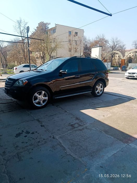 Продаю машину Мерседес мл 164