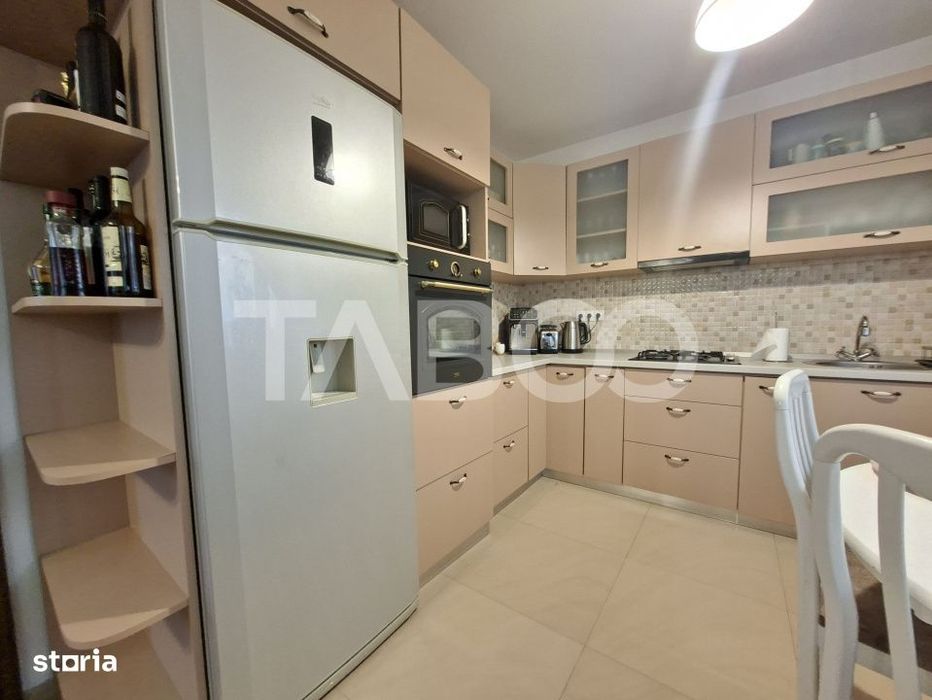 Apartament 3 camere de vanzare balcon terasa pivnita Arhitectilor Lidl