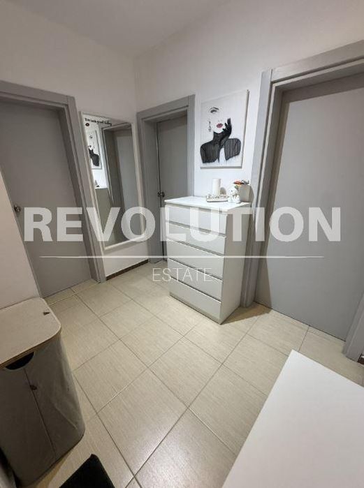 Дава се под наем Двустаен апартамент в к.к. Св.Св. Константин и Елена - 75 кв.м за 700 € - Снимка #4