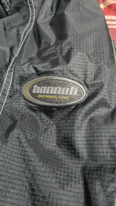 Продам оригинал ветровку hannah