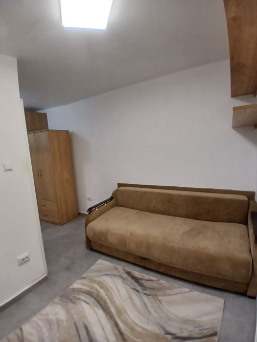 Proprietar vând cameră de cămin transformată în garsonieră Et 2 bloc din 1980
