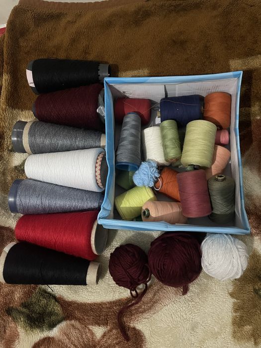 Нитки разные