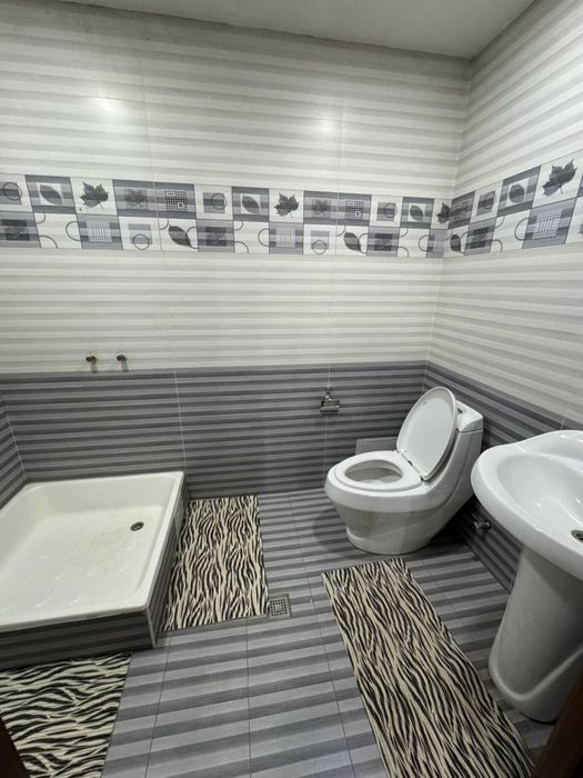 Продается 215м2 4/4/4 Мансарда ор-р Ташми пост , бетонка, новостройка