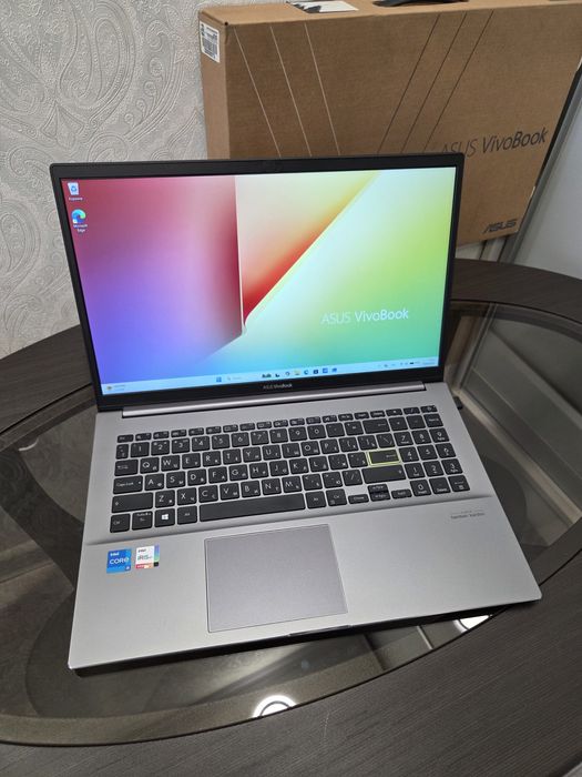Ноутбук 15,6" Asus VivoBook i5 16/512