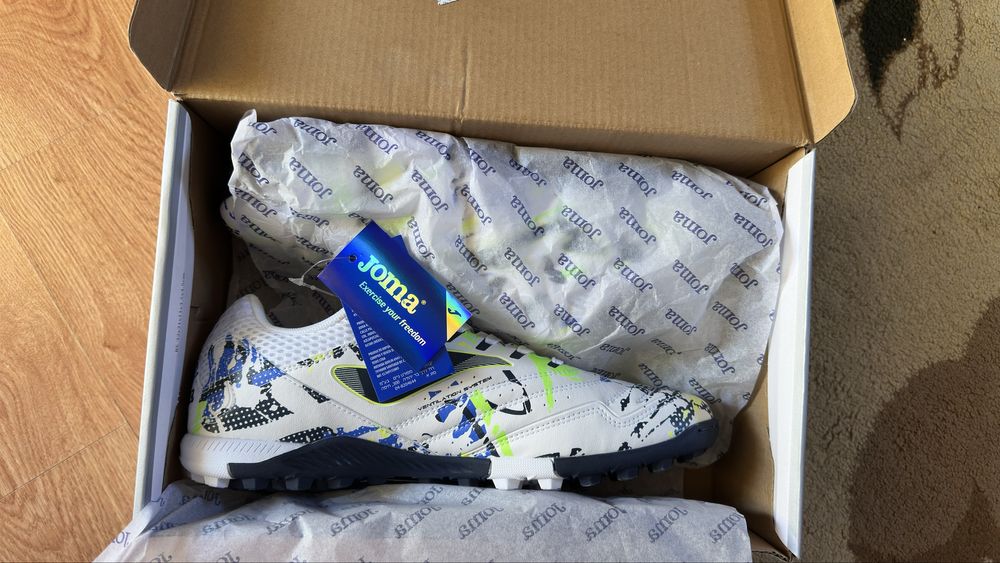 joma кросовки для футбола