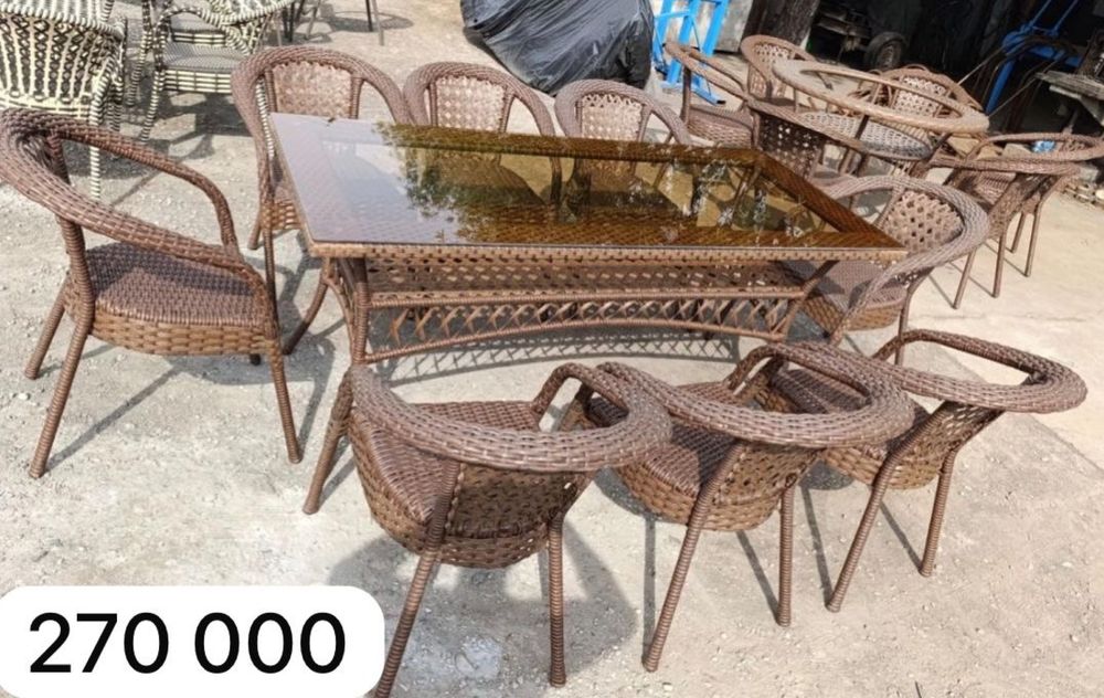 Стол и стулья наличее качество 100%