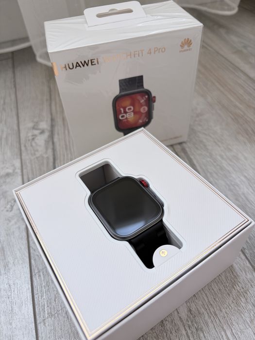 Продаю новые Huawei wacth Fit 4 Pro