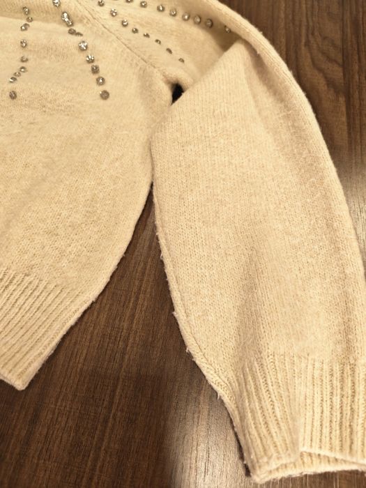 Различни блузи по 6€, подходящи за деца и жени- Zara и pepe jeans, размер 11-12,см 152; размер XS.