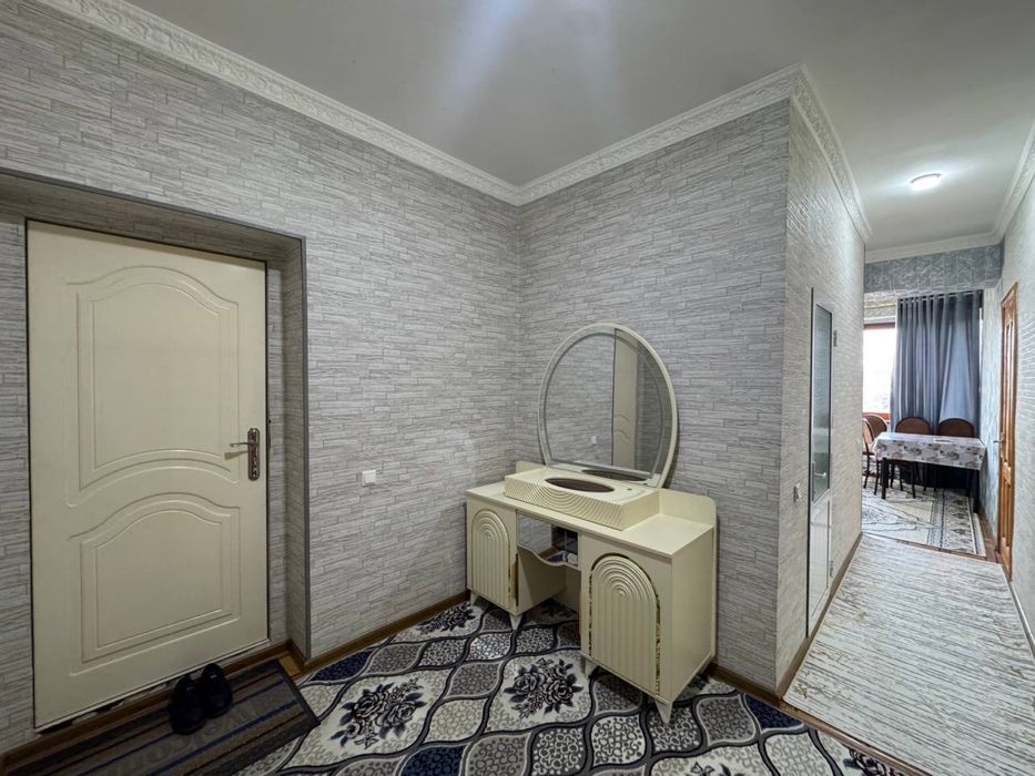 uy sotiladi marhaboda 2 xonalik