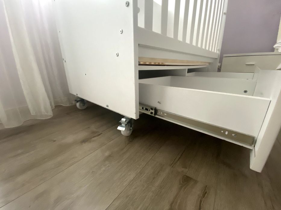 Бебешко креватче и матрак