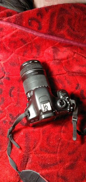 Подам камеру canon