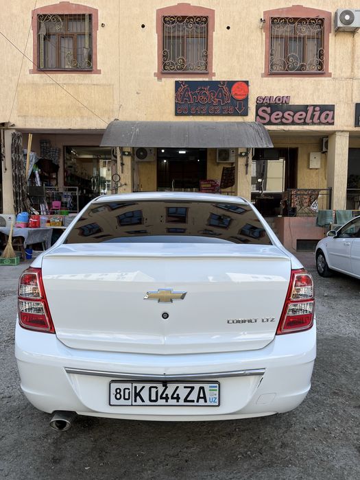 Срочно продаётся машина