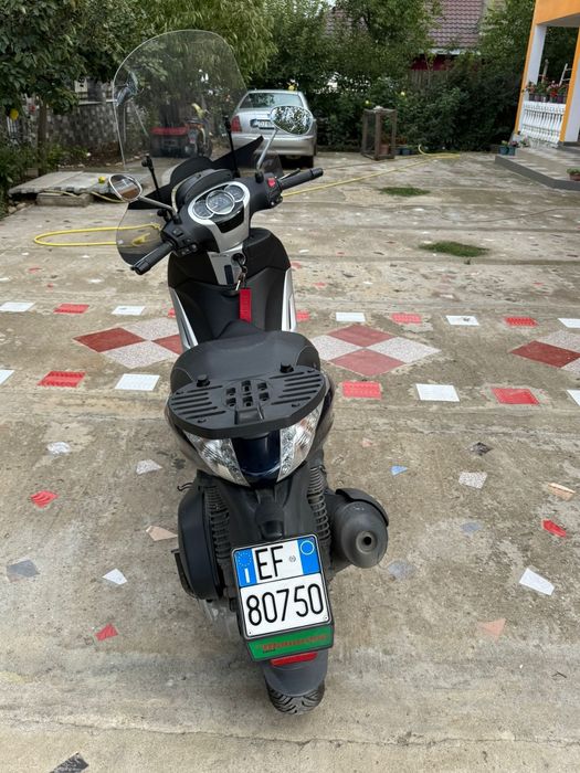 Vând pagina liberty