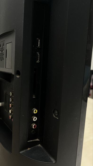 Телевизор Sony Bravia 93*