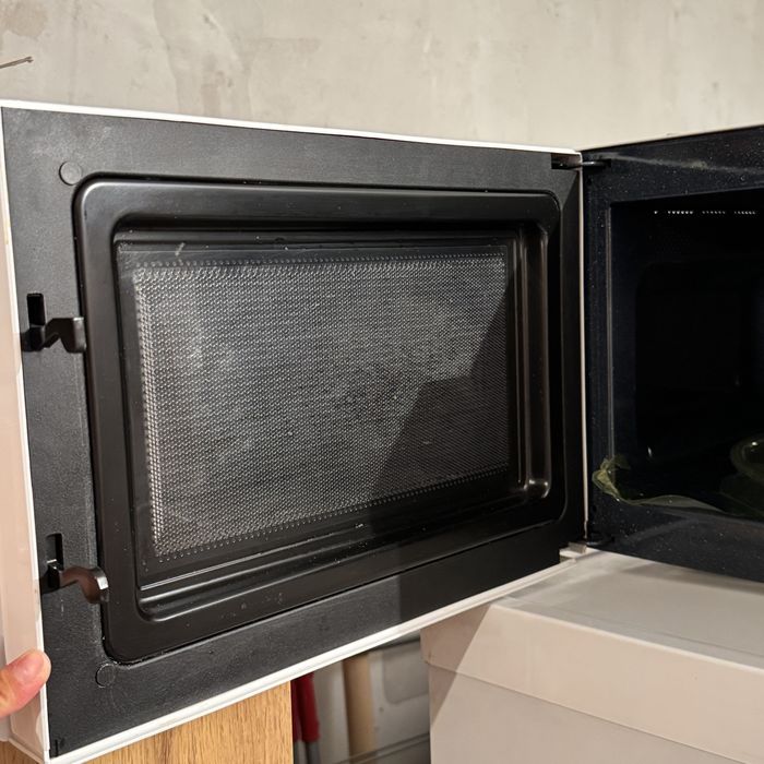 Продам микроволновую печь