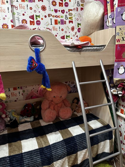 Кровать двухъярусная