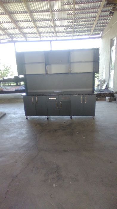 Кухня гарнитура  ламинат