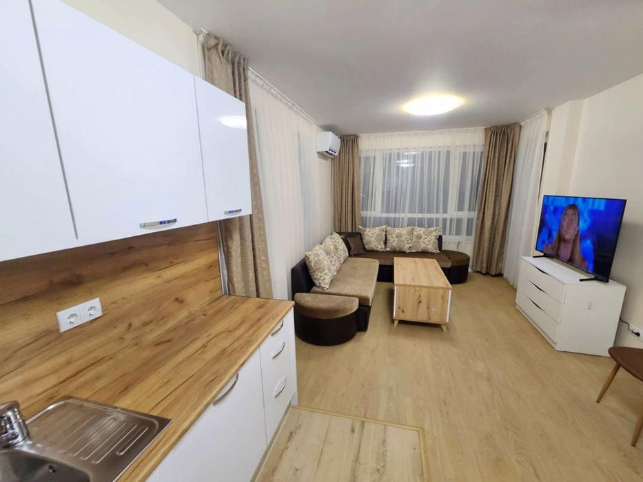 Тристаен апартамент в ж.к. Малинова долина.