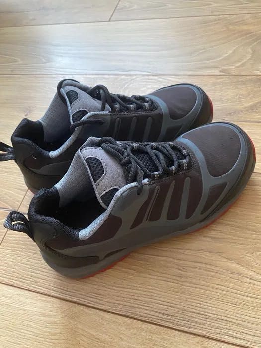 Engelbert Strauss-g h e t e lucru, cu bombeu, stare foarte buna ,dame