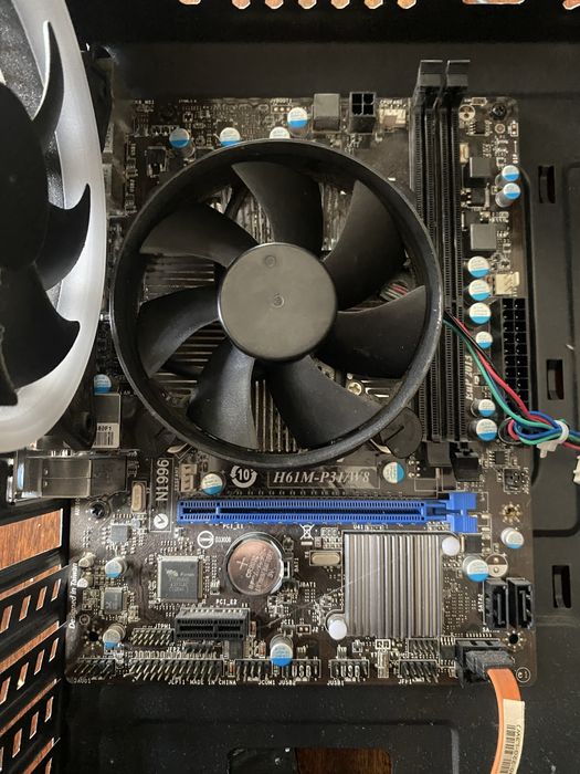 Процесор с дънна платка и рам