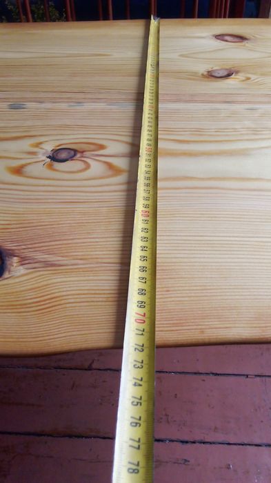 Продам кухонный стол 80000