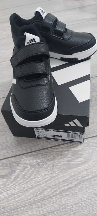 Adidas NOU, nr.30