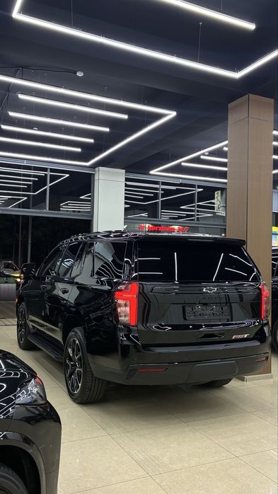 Chevrolet Tahoe 2