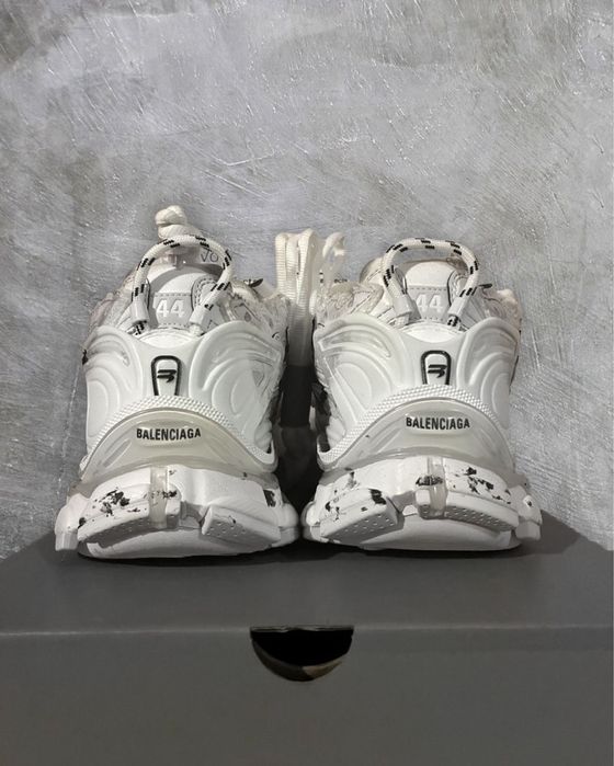 Balenciaga Runner Graffiti