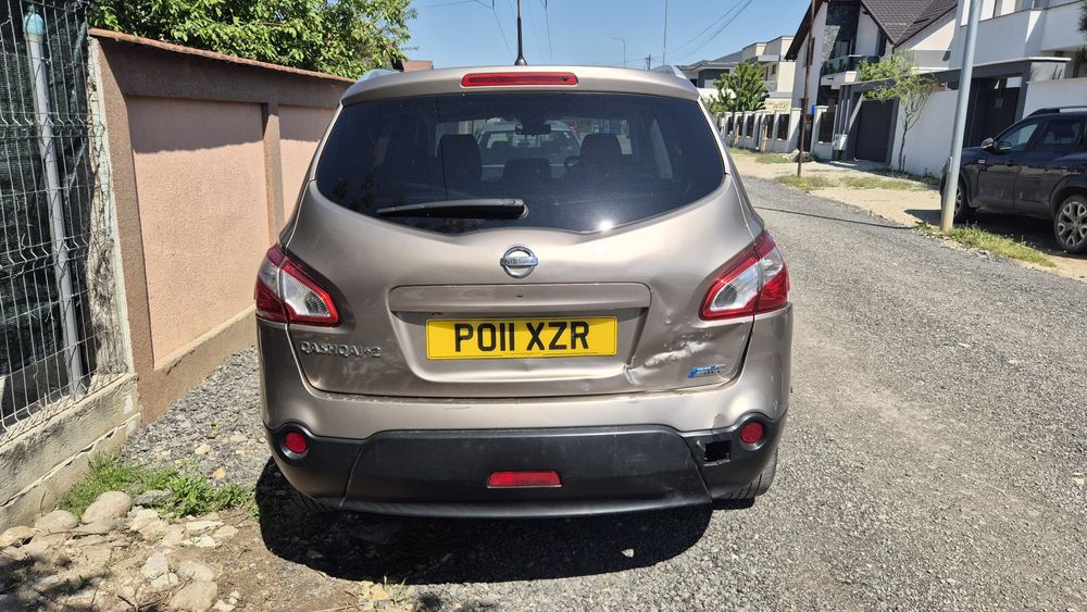 Dezmembrez Qashqai+2 Nissan Qashqai J10 1.5 dci piese Tekna piele Bose panoramic