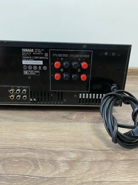 YAMAHA AX-930 - 2X130W! на 8 ома- Качествен и мощен домашен усилвател