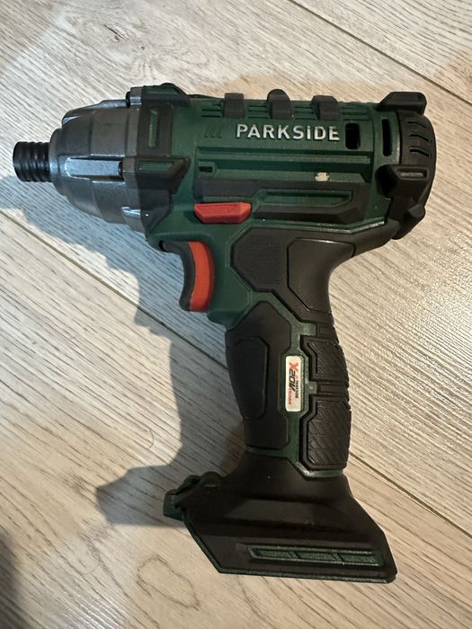 Masina de gaurit si insurubat cu impact parkside