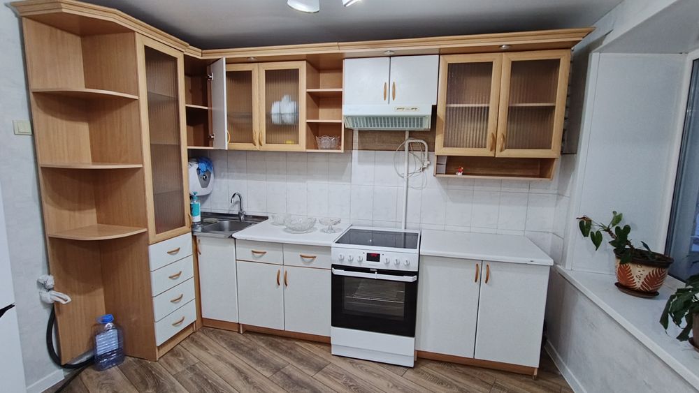 Продам кухонный гарнитур