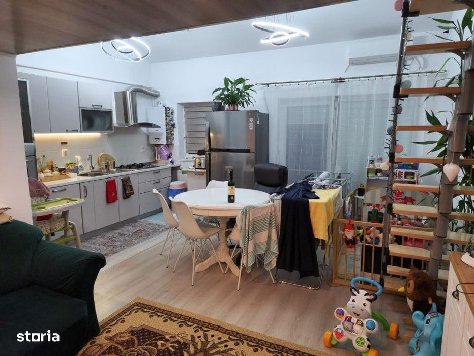Apartament 3 camere, pe doua nivele, mobilat, parcare, zona Cetatii — fotografia 1