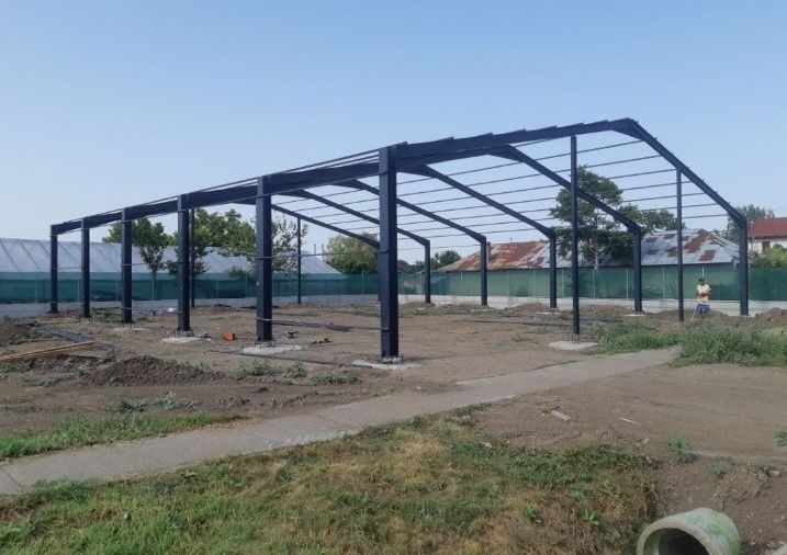 Vând structura metalica 35x12x5