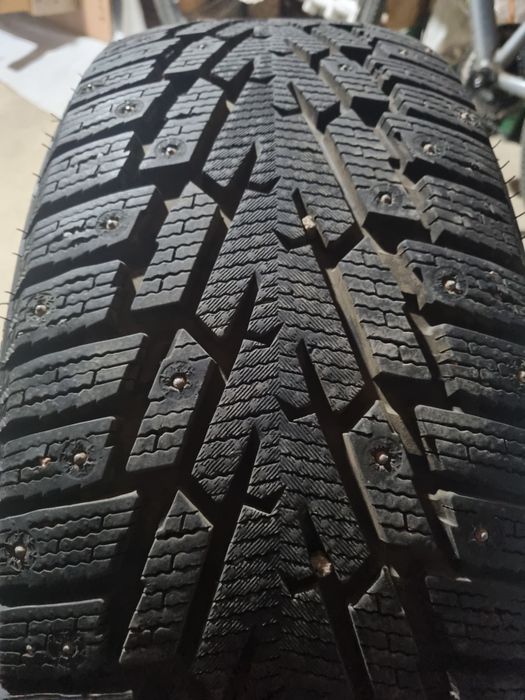 Продам зимние шины