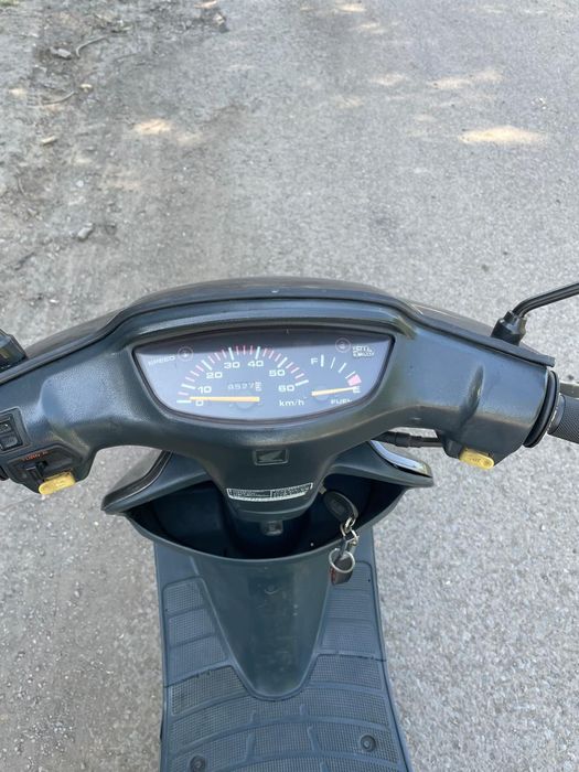 Продаю Honda Dio 27