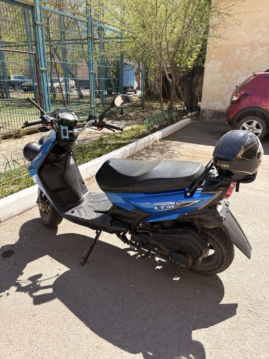 Мопед скутер Бумер