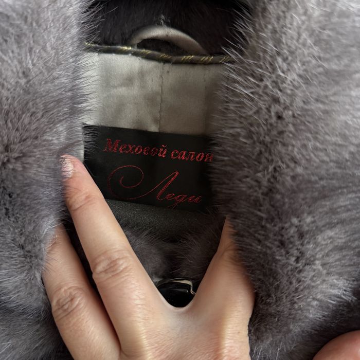 Продам шубу норковую