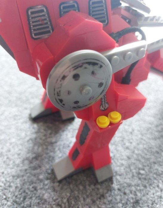 Lego Dinozaur Roșu