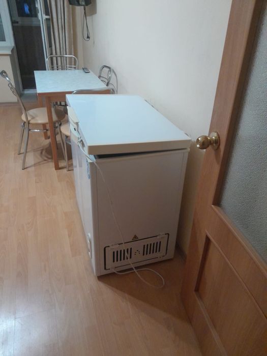 Продам морозильную камеру
